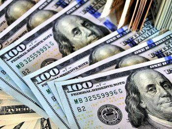 El dólar blue registró una leve baja: a cuánto cerró este jueves