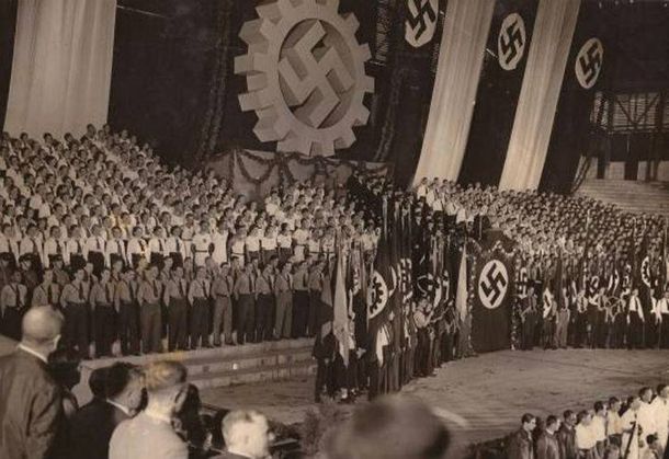 Revelan imágenes del acto nazi más grande del mundo fuera de Alemania en Argentina