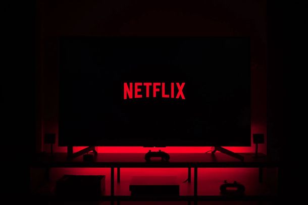 Tras una denuncia de la Provincia, Netflix modificó sus condiciones de contratación
