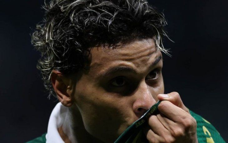 El tremendo gol a lo Roberto Carlos de un jugador de Palmeiras