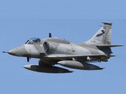 Un avión de la Fuerza Aérea tuvo un aterrizaje de emergencia