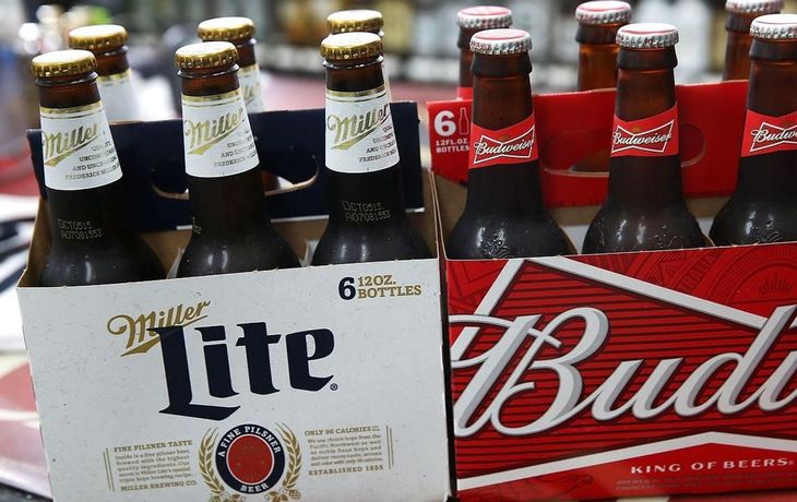 Dos gigantes cerveceros sellaron uno de los mayores acuerdos de la historia