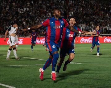 San Lorenzo se hizo fuerte en Mendoza y celebró su primer triunfo en el Torneo Apertura