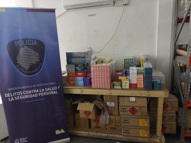 Secuestraron 32 mil medicamentos que se distribuían ilegalmente en droguería de Villa Lugano