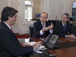 anticipan inversiones por 100 millones de dolares anticipan inversiones por 100 millones de dolares