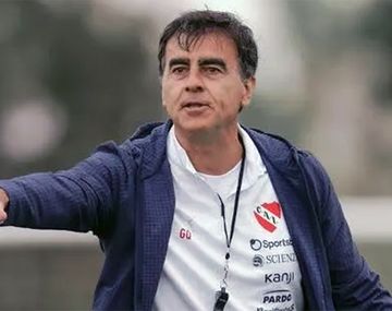Gustavo Quinteros fue despedido de Independiente.