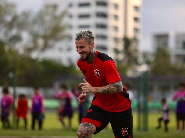 Darío Benedetto se va de Newells: Lucas Bernardi lo borró y rescindirá su contrato Darío Benedetto se va de Newells: Lucas Bernardi lo borró y rescindirá su contrato