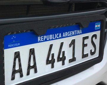 El Gobierno le puso fecha a la normalización de la entrega de chapas patente: cuándo será