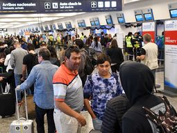 Aeroparque, un caos: los vuelos de Aerolíneas y Latam saldrán después de las 16