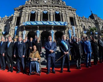 Macri firmó un acuerdo con los gobernadores