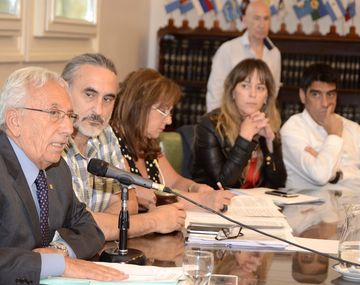 Diputados del FpV piden citar al Congreso a Bullrich y Burzaco