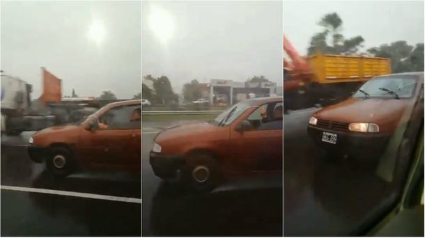 Se le rompió el limpiaparabrisas pero su ingenio pudo más