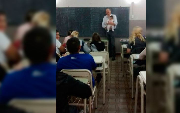 El gesto que tuvo un profesor en Córdoba se volvió viral