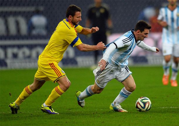 Argentina no jugó bien y apenas empató ante Rumania en Bucarest