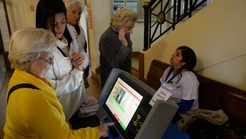 ya voto el 60% del padron en lo que va del balotaje ya voto el 60% del padron en lo que va del balotaje