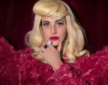 El fastuoso debut de Charlotte Caniggia como actriz