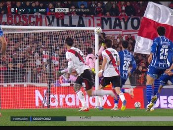 El golazo de Driussi para el 1-0 de River ante Godoy Cruz en el Monumental