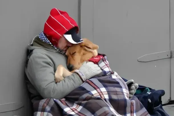 Juan murió de frío en Mendoza por no dejar solo a su perro. Foto: gentileza diario Los Andes.