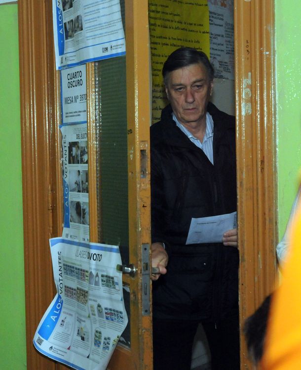 Binner cruzó a Sanz: gobernar por decreto es eludir responsabilidades