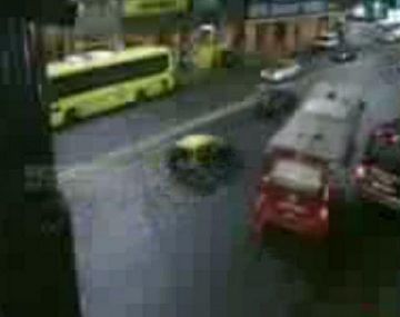 Así robaron un colectivo en San Isidro