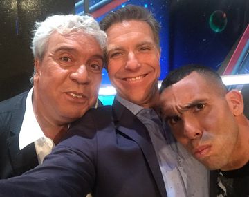 VIDEO: Una inglesa irrumpió un programa en vivo y Tevez hizo de traductor