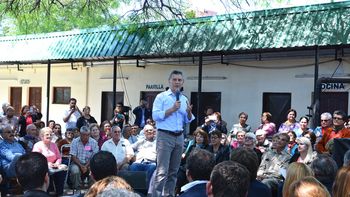 Macri con jubilados en Chaco Macri con jubilados en Chaco