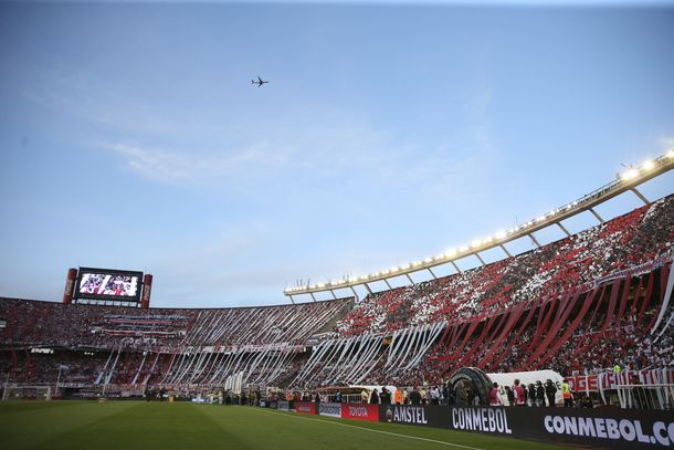 Boca quiere evitar otra avivada de River en el Monumental: hoy llevaron sus ventiladores