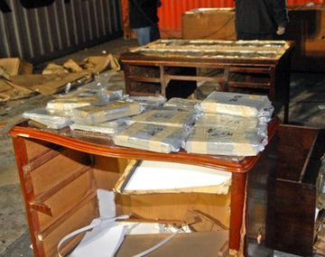 Descubren más de 70 kilos cocaína valuada en US$1 millón escondidos en muebles