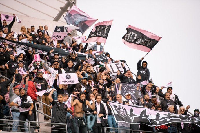 A ver si ponen... y que se vayan todos: los curiosos cánticos de los hinchas de Inter Miami