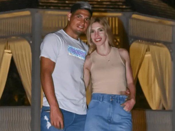 Maxi Salas y su esposa Magalí.