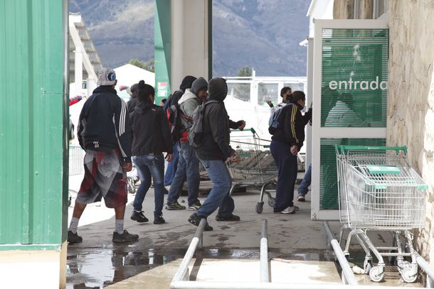 El Gobierno dispuso el envío de 400 gendarmes a Bariloche