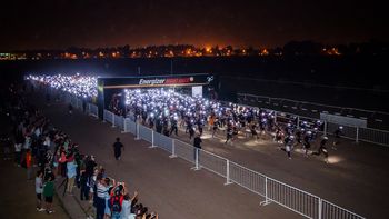 una carrera muy especial, a la luz de la luna