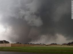 Cinco muertos tras una serie de tornados en Oklahoma