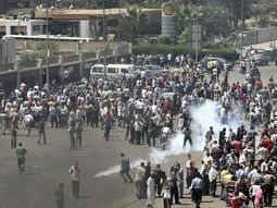 jornada sangrienta en egipto: denuncian al menos 200 muertos jornada sangrienta en egipto: denuncian al menos 200 muertos