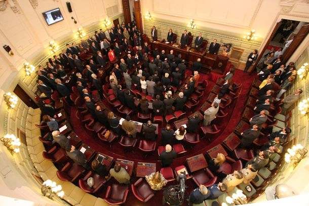 Santa Fe pide bloquear en el Senado proyecto de Vidal por fondo del conurbano