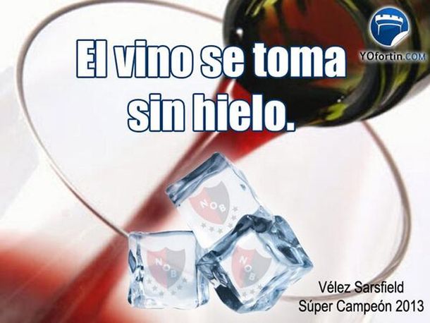 Los hinchas de Vélez celebraron con afiches para todos