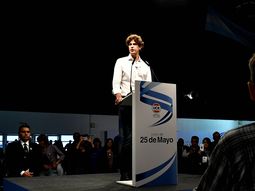 Lousteau confirmó que competirá en las elecciones por fuera de Cambiemos Lousteau confirmó que competirá en las elecciones por fuera de Cambiemos