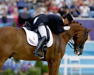 La holandesa que se retiró de los Juegos para salvar a su caballo