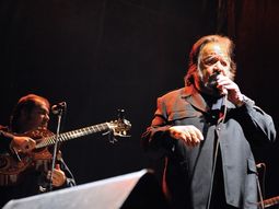 hablo el representante de horacio guarany: esta lucido y sin respiracion artificial hablo el representante de horacio guarany: esta lucido y sin respiracion artificial