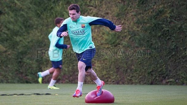 Tras la lesión, Lionel Messi volvió a entrenarse en el Barcelona