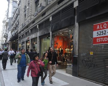 Cada mes se duplica la cantidad de comercios sin alquilar