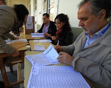Ordenan investigar si Cambiemos puso a beneficiarios de planes sociales como aportantes de campaña