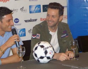 El Pupi Zanetti y Axel salen una vez más a la cancha por los más chicos
