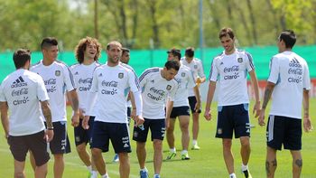 banega, biglia y palacio se perfilan para ser titular en la seleccion banega, biglia y palacio se perfilan para ser titular en la seleccion