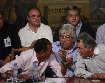 {altText(,#Parodel28: gremios y el Gobierno se cruzan insultos )}