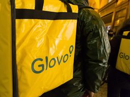 La firma dueña de PedidosYa compró todas las operaciones de Glovo en América Latina