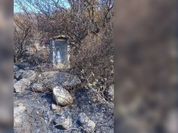 C&oacute;rdoba: publican una foto de c&oacute;mo qued&oacute; la gruta de la Virgen tras un incendio