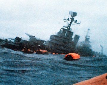 El homenaje del Gobierno a los héroes del Belgrano: Jamás olvidaremos