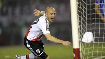 river aplasto 5-0 a godoy cruz en el monumental river aplasto 5-0 a godoy cruz en el monumental