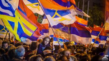 El Frente Amplio aventaja a la Coalición Multicolor, aunque en un escenario estable. El Frente Amplio aventaja a la Coalición Multicolor, aunque en un escenario estable.